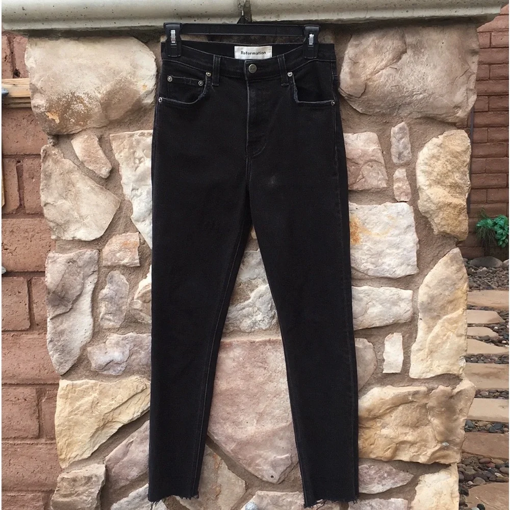 Reformation High and Slim Jeans Straight Leg Frayed Black Size 26